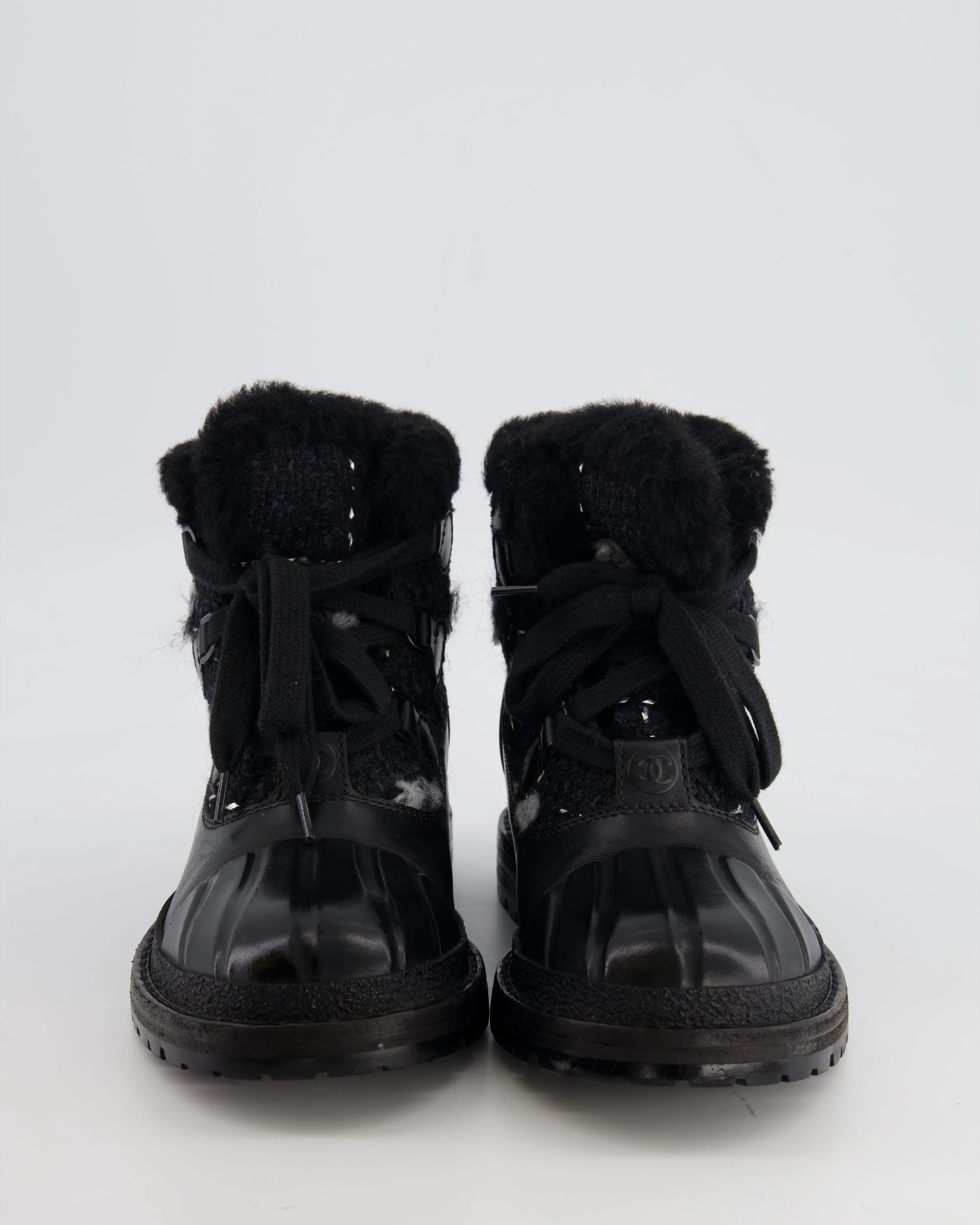 Chanel Black Tweed Shearling Snow Boots With Cc Logo Detail Size 36.5