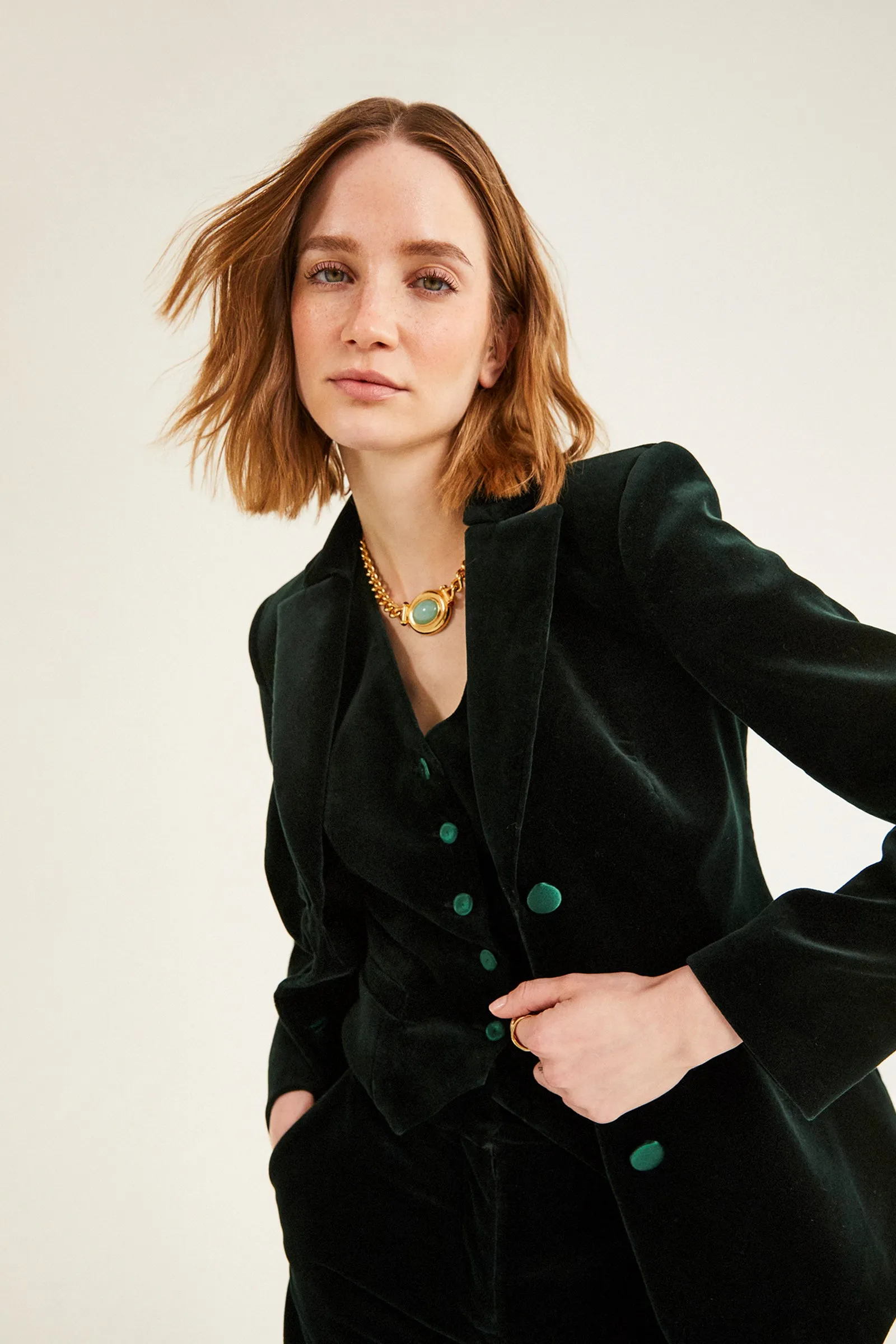 Queens Forest Velvet Blazer