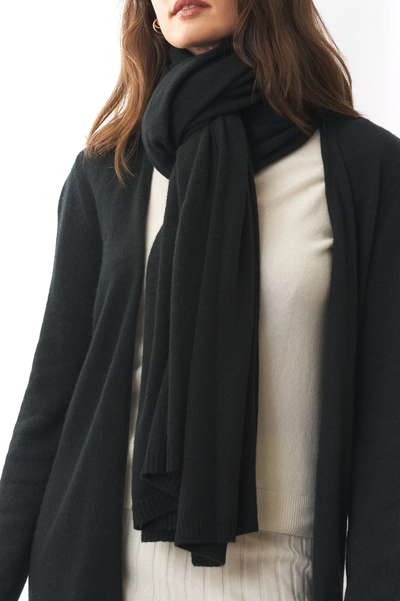 Robertson Madison 100% Cashmere Travel Wrap CC-102 | Black