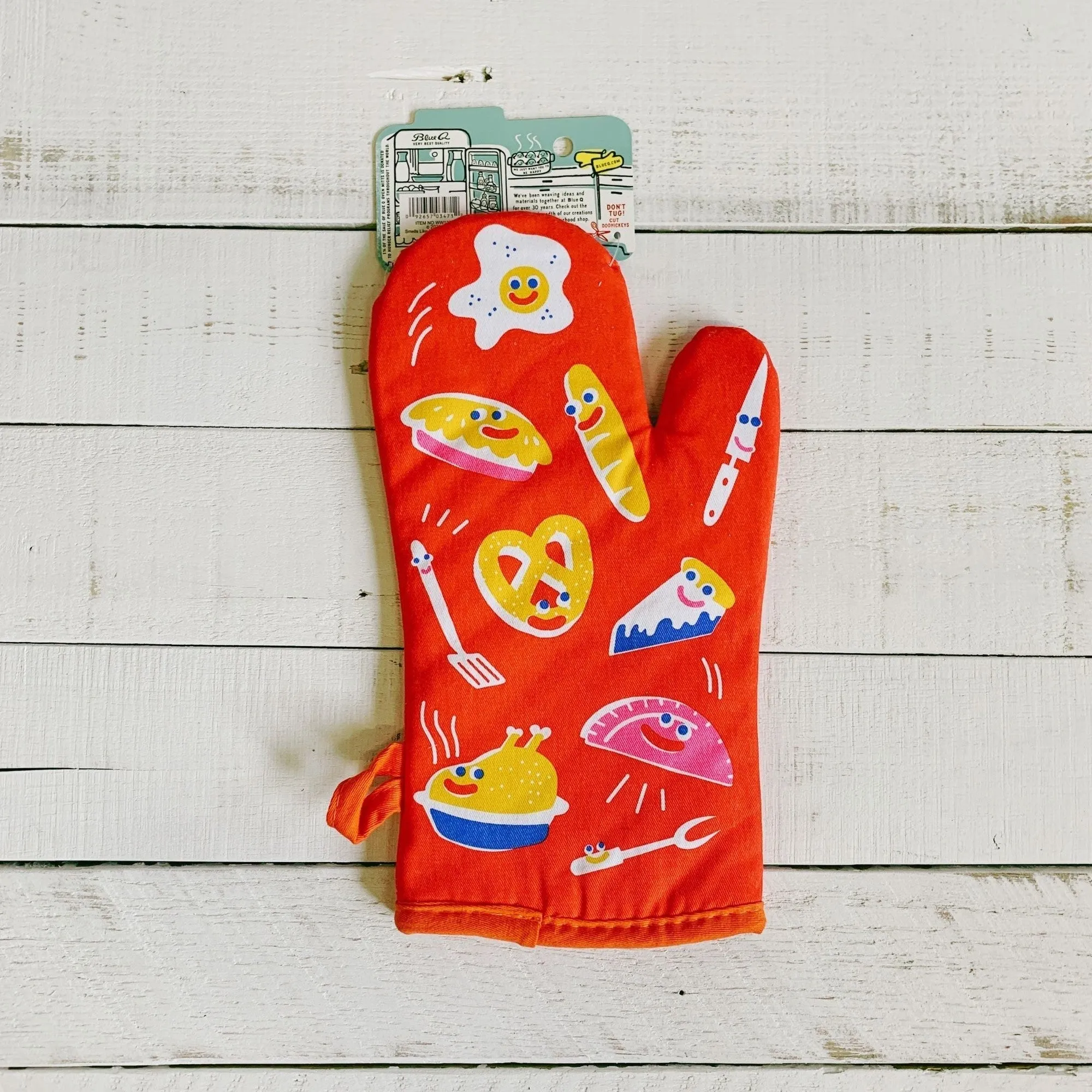 Smells Like Happy Thermal Oven Mitt in Red | Kitchen Thermal Single Pot Holder | BlueQ at GetBullish